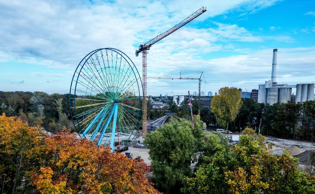 Das Riesenrad soll Herzstück des neuen Spreeparks sein.