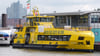 Die Hadag-Hybridfähre „Grasbrook“ hat neben einem Elektroantrieb auch einen Dieselmotor. (Archivbild)