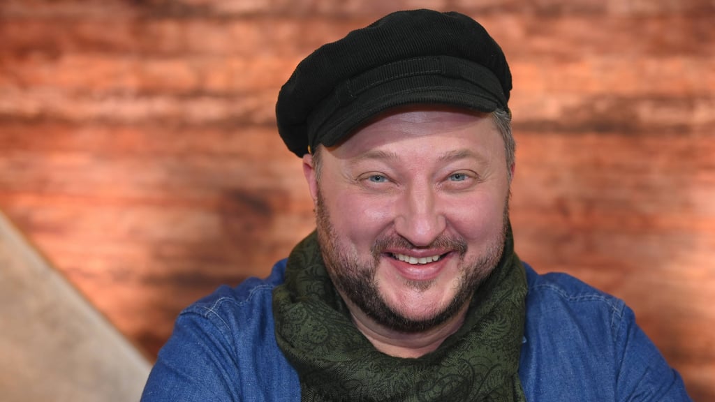 Auf dem ZDF-Youtube-Kanal "Besseresser" probierte Sebastian Lege, die Zetti Knusperflocken aus Zeitz nachzumachen. Wie schlägt er sich bei der beliebten Süßigkeit aus Sachsen-Anhalt?