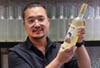 Koreanischer Reiswein aus Halle: Geschäftsführer Ohjin Kwon bringt den Makgeolli in die Stadt.