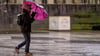 In Sachsen-Anhalt steht ein stürmisches Herbstwochenende bevor. Meteorologen warnen vor starken Windböen.