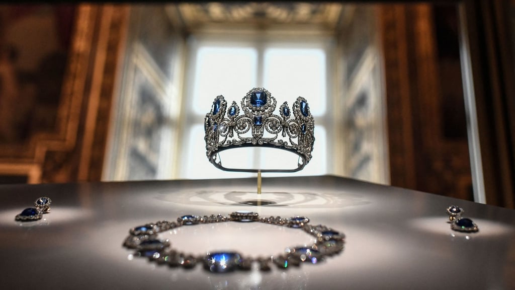 Ein Teil der Louvre-Juwelen wird laut einem Medienbericht nun in 26 Metern Tiefe aufbewahrt. (Symbolbild)