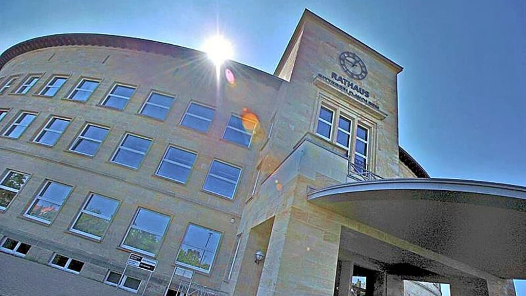 Freude im Rathaus von Bitterfeld-Wolfen: Die Konsolidierung endet mit diesem Jahr.