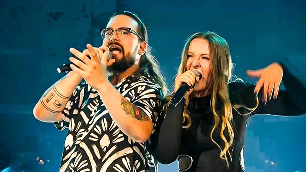 Der Eisleber Marc Spitze singt mit Olena Slobodyska.