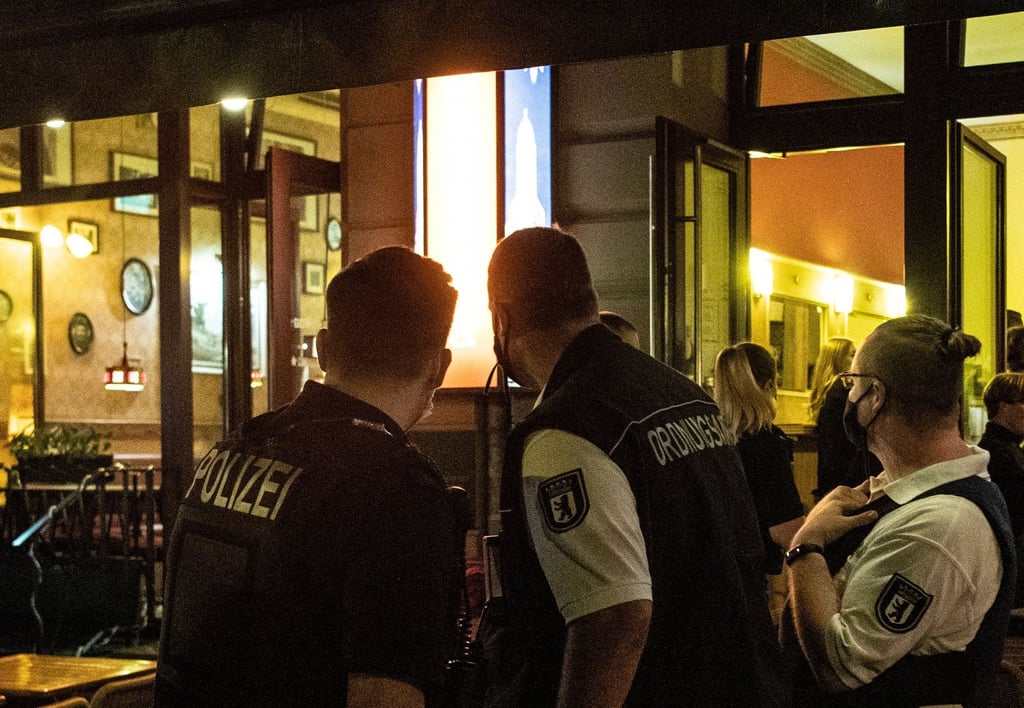 Aufgaben der Gewerbeaufsicht obliegen den Ordnungsämtern und der Polizei. (Archivbild)
