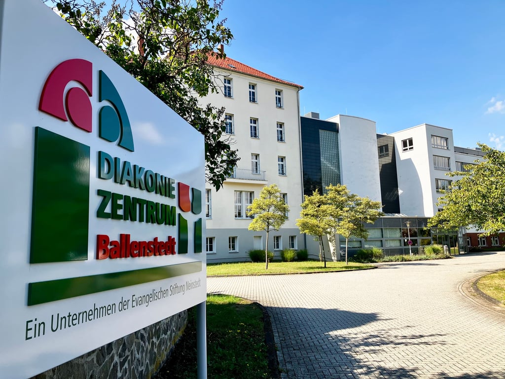Das Gebäude der ehemaligen Lungenklinik Ballenstedt: Neben einem Diakoniezentrum entsteht hier auch das Medizinische Versorgungszentrum der Stadt Ballenstedt.