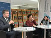 Sachsen-Anhalts CDU-Landeschef Sven Schulze beim Podium mit Journalistin Mariam Lau und Moderatorin Rabea Brauer (von links).