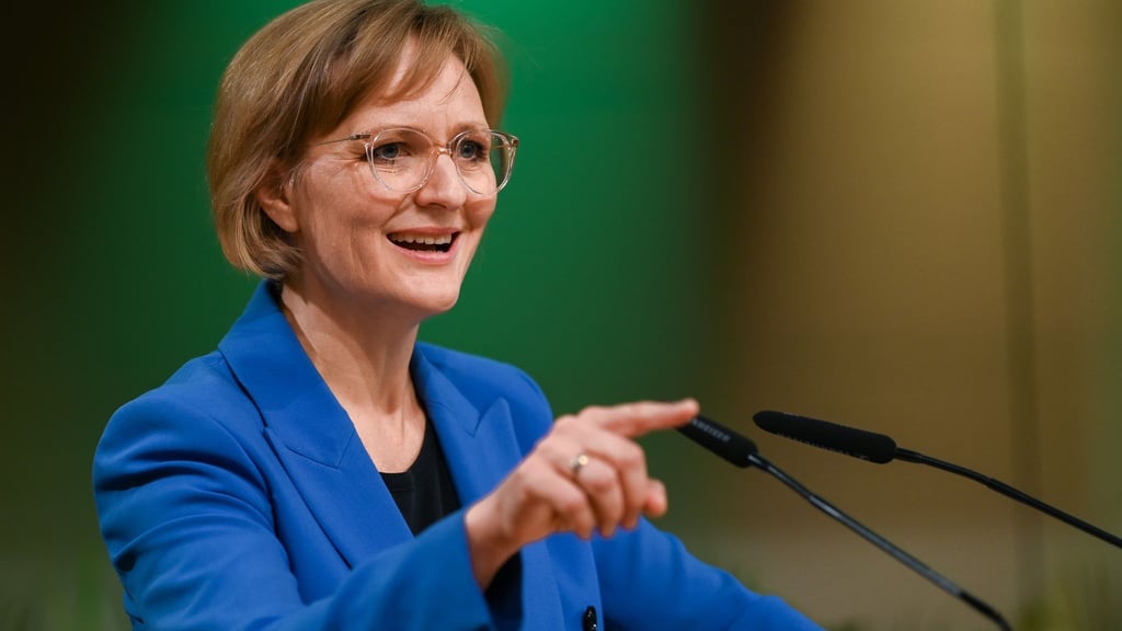 Grüne-Bundesvorsitzende Franziska Brantner spricht beim Landesperteitag in Thüringen.