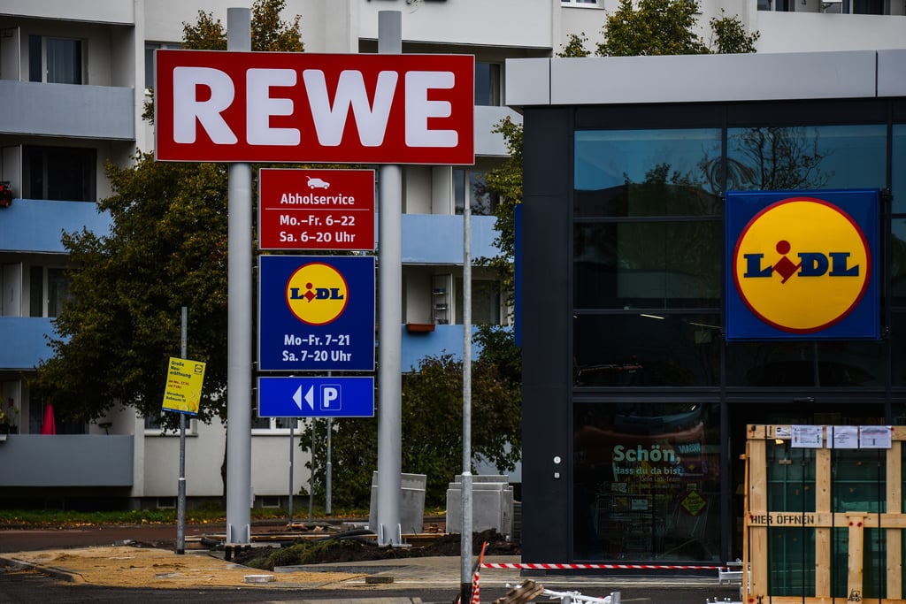 In der Woche vom 27. Oktober öffnen die neue Lidl-Filiale und der neue Rewe-Markt am Roßmarkt Merseburg.