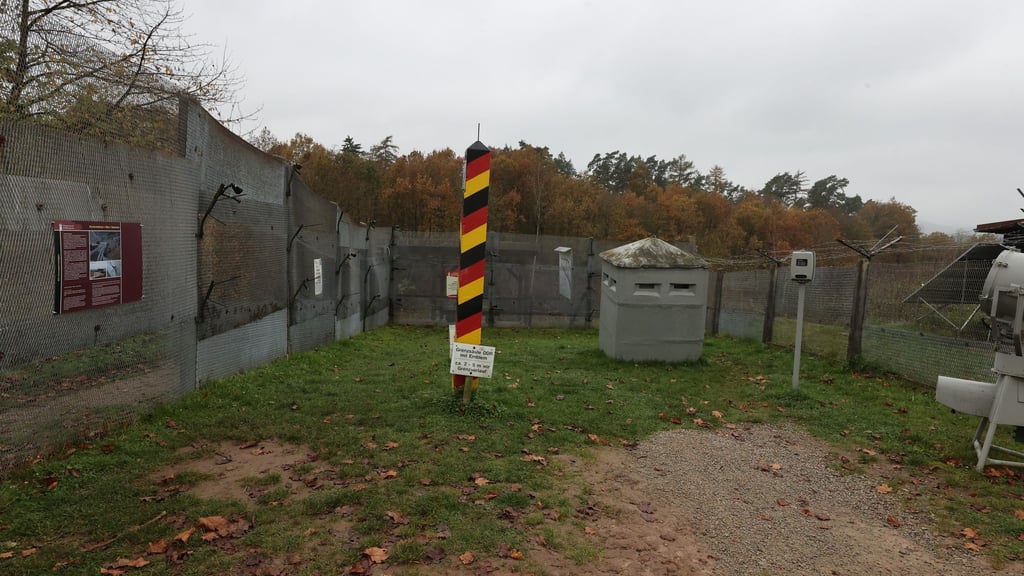 35 Jahre nach der Wiedervereinigung können Opfer von Zwangsumsiedlungen aus dem früheren DDR-Grenzgebiet zu Westdeutschland endlich Einmalzahlungen für den erlittenen Heimatverlust erhalten (Symbolfoto).