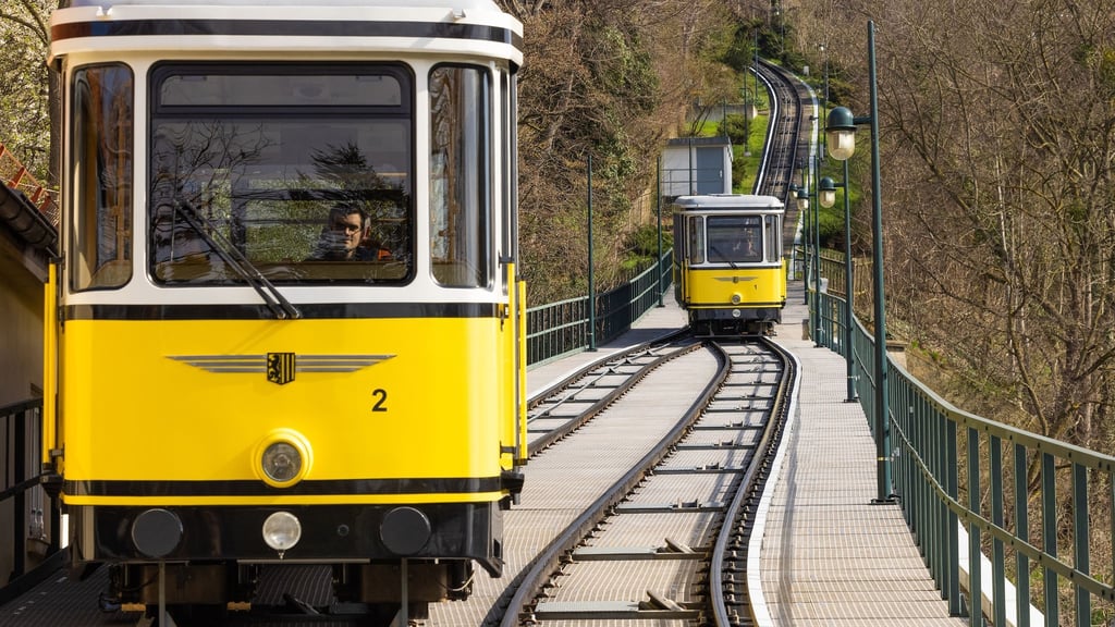 Die bekannte Dresdner Standseilbahn feiert Jubiläum.
