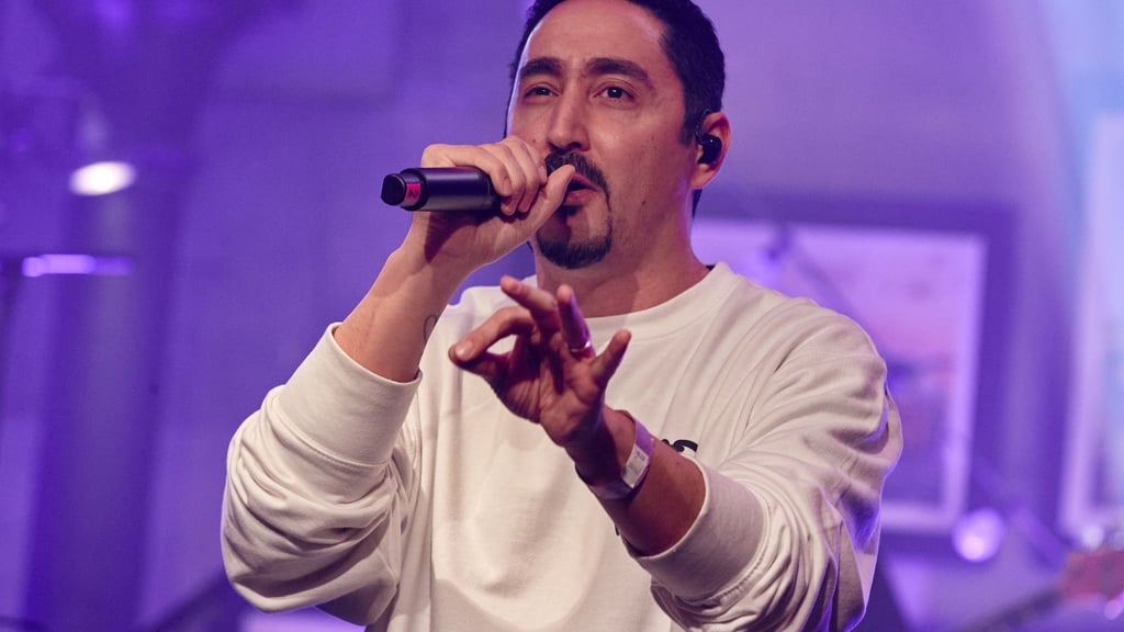 Rapper Eko Fresh setzt sich in einem neuen Song mit der „Stadtbild“-Debatte auseinander (Archivbild).