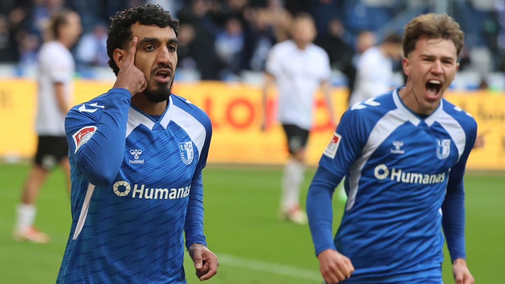 Die vier Punkte in Darmstadt und gegen Münster können nur der Anfang sein für den 1. FC Magdeburg um Rayan Ghrieb (l.) und Noah Pesch.