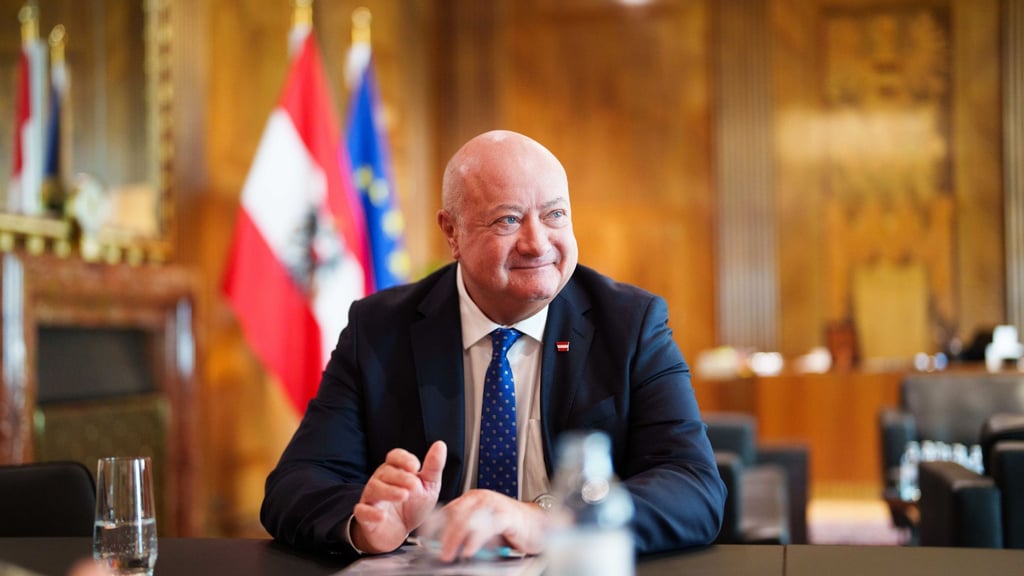 In Österreich streitet die Dreier-Koalition trotz aller großen inhaltlichen Unterschiede - zumindest bisher - kaum.