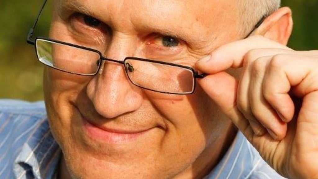 Detlef Färber ist zu Gast in der Magdeburger Stadtbibliothek.