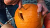 Der Burg-Herbst ist eine Mischung aus Halloween und Herbstmarkt - da dürfen Kürbisse nicht fehlen.