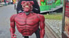 Diese Teufelsfigur wurde von der Geisterbahn gestohlen.