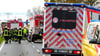 Einsatzkräfte der Freiwilligen Feuerwehr mussten am Montag, 27. Oktober bei einem Unfall zwischen Heeren und Elversdorf drei eingeklemmte Personen - darunter zwei Kinder - retten. 