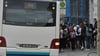 Schülerverkehr ist eine tragende Säule im ÖPNV. Im kommenden Jahr ändern sich die Preise für das Deutschlandticket. Das hat Auswirkungen auf die Tickets von Schülern. 