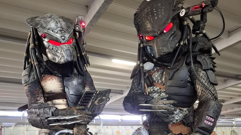 Furchterregende Predator werden zum Vorweihnachtsmarkt in Blankenburg erwartet. Aber keine Angst: Sie lassen sich gern fotografieren.