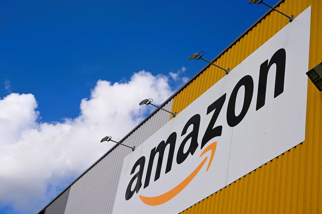 Der weltgrößte Onlinehändler Amazon streicht rund 14.000 Arbeitsplätze in der Verwaltung. (Archivbild)