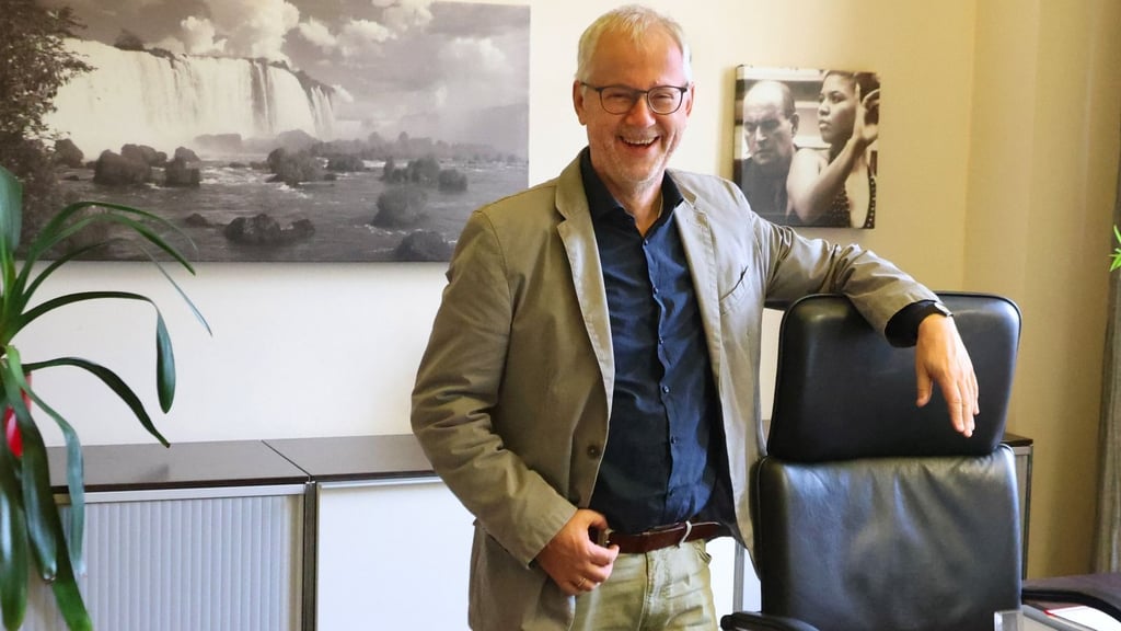 Freut sich auf das, was das Leben jetzt für ihn bereithält: Hans-Jürgen Kant, Superintendent des Evangelischen Kirchenkreises Halle-Saalkreis, geht in den Ruhestand.