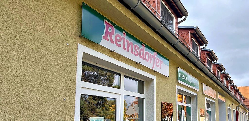 Die Reinsdorfer Fleisch- und Wurstwarenmanufaktur kehrt Anfang November nach Kochstedt auf den Heideplatz zurück.
