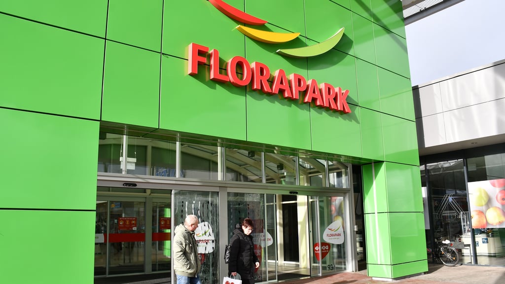 Im Einkaufszentrum Florapark in Magdeburg schließt demnächst ein großes Geschäft.