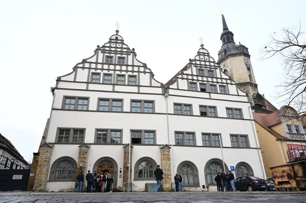 Der Fahrer des Unfallwagens wurde vom Amtsgericht Naumburg zu zwei Jahren Freiheitsstrafe verurteilt. (Archivbild)