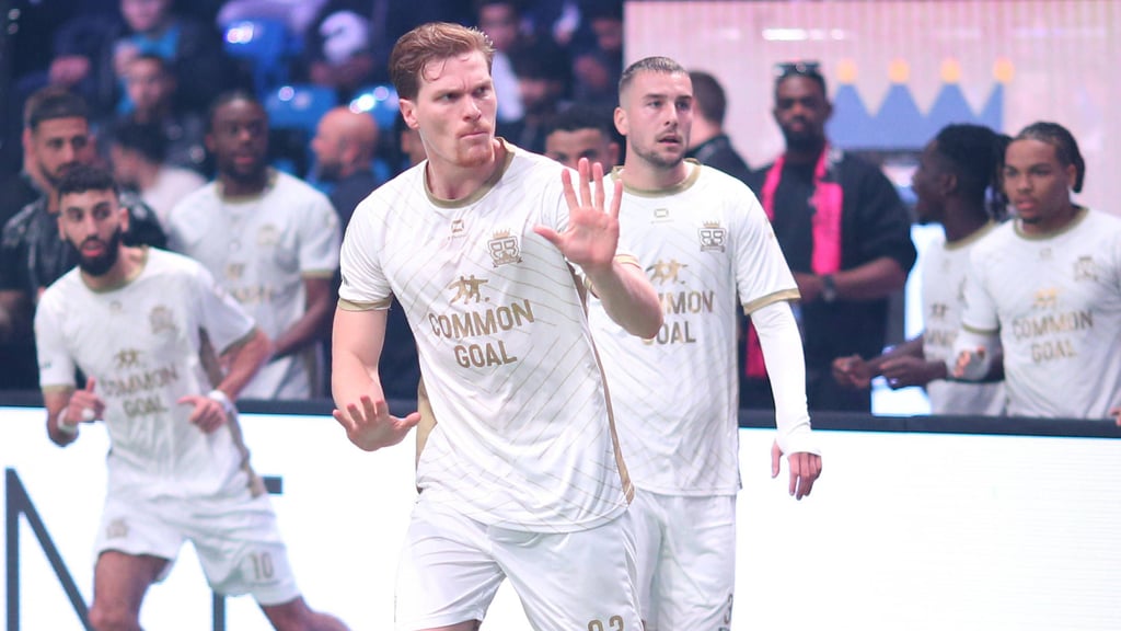 Marcel Halstenberg an Spieltag zwei der Icon League in Hamburg.