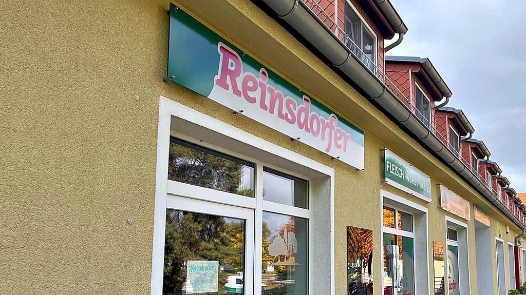Die Reinsdorfer Fleisch- und Wurstwarenmanufaktur kehrt Anfang November nach Kochstedt auf den Heideplatz zurück.