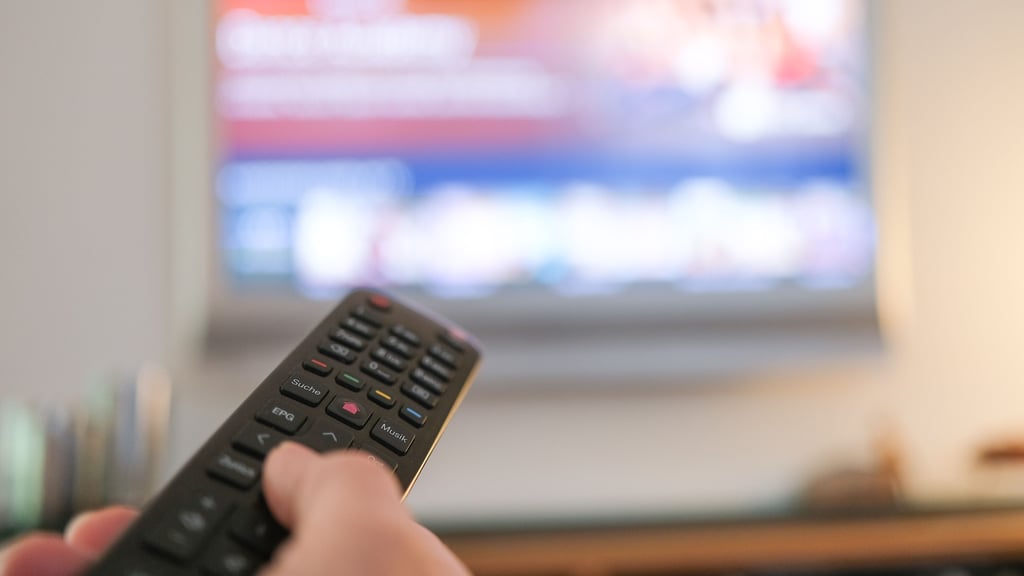 Die SD-Ausstrahlung beim ZDF endet nach über 15 Jahren. Wer noch mit veralteter Technik schaut, könnte bald ein schwarzes Bild sehen.