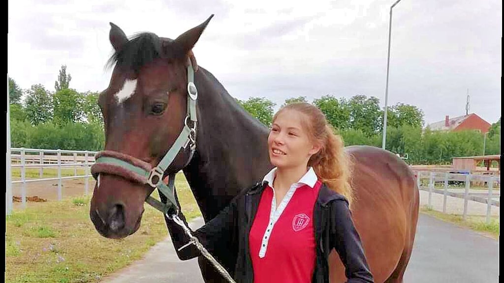 Michelle Weihmann ist ein hoffnungsvolles Talent im Zeitzer Reitverein und startet am Wochenende zu den Mitteldeutschen Meisterschaften im Vierkampf.