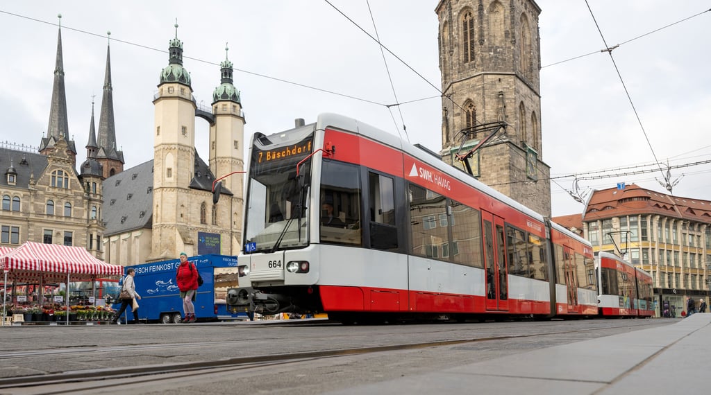 Nicht über den Markt fahren kann die Straßenbahn während des Lichterfestes.