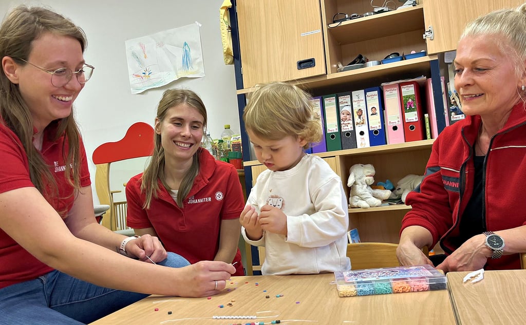 Sylvia Schütze, Leiterin der Kita „Farbenspiel“ in Tangermünde zum Tag der offenen Tür in einem der Gruppenräumen.