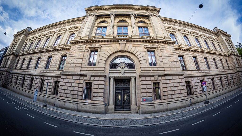 Bis in den Dezember soll zunächst in dem Fall verhandelt werden. (Symbolbild)