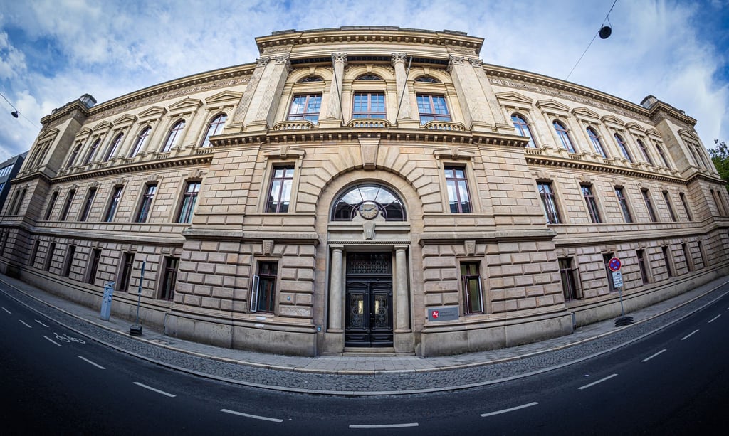 Bis in den Dezember soll zunächst in dem Fall verhandelt werden. (Symbolbild)