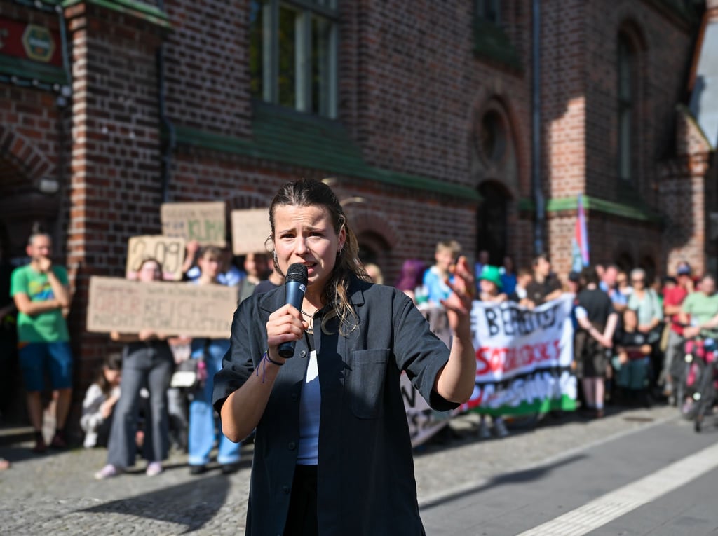 „Frauen in Deutschland sind nicht sicher, das ist klar“, sagt Luisa Neubauer. (Archivbild)