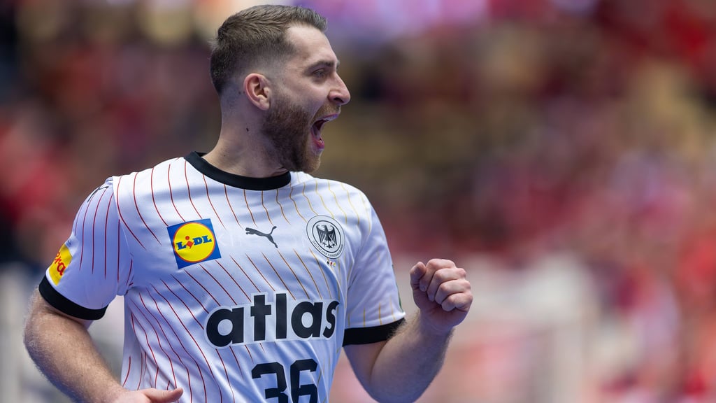 Am Donnerstagabend wird Lukas Mertens nach neun Monaten wieder den Adler auf der Brust tragen.