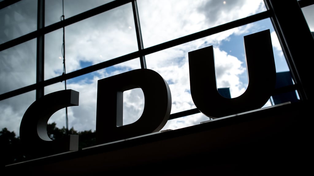 Die Initiative „Compass Mitte“ verlangt mehr Augenmerk auf soziale und liberale Themen. (Illustration)