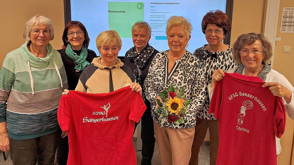 Karin Aries (3.v.r.) war jahrzehntelang der Motor einer Sportgruppe in Sangerhausen.