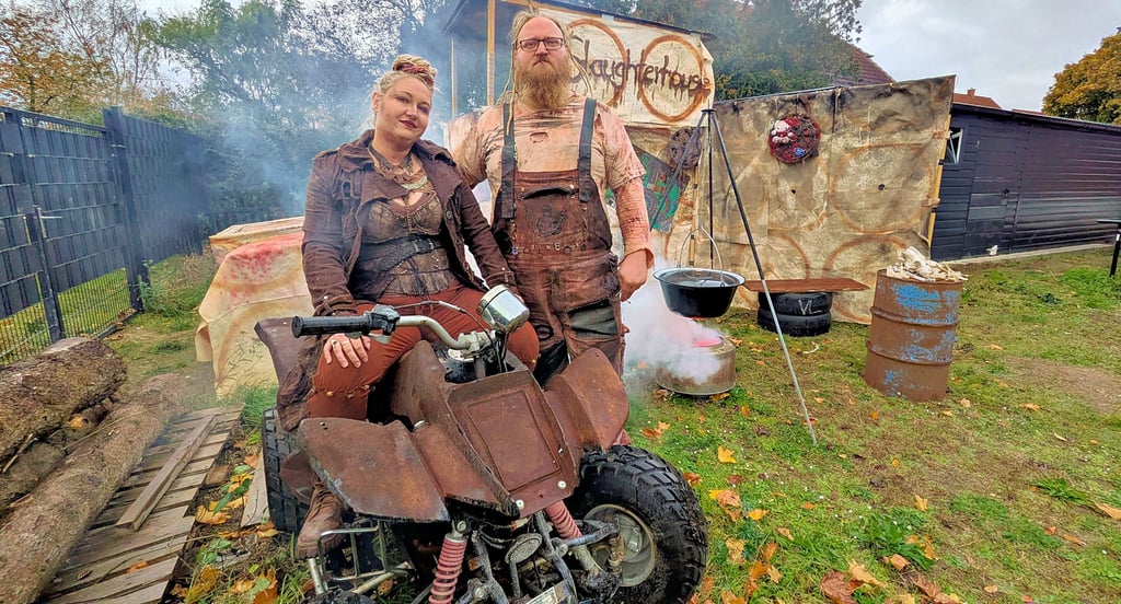 Katja und David Reddeck basteln auch an Geräten, wie etwa diesem Quad, um ihre Show noch intensiver und beeindruckender zu machen. 