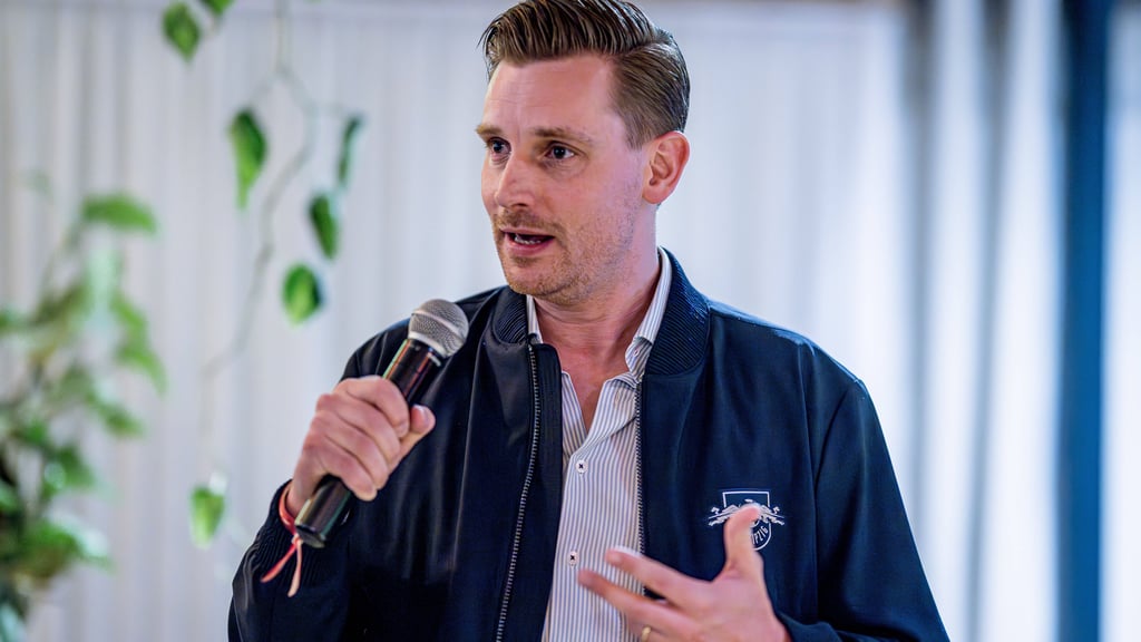 Johann Plenge äußerte sich zur Hoffenheim-Werbung.