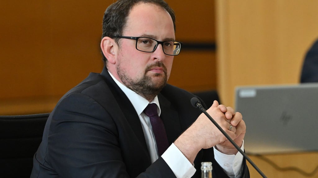 Landtagspräsident mahnt AfD zu sachlicher Wortwahl (Archivbild)