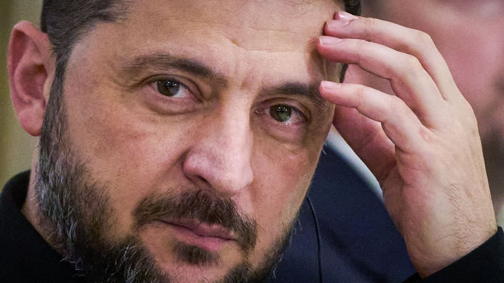 Nach Angaben von Selenskyj wurde nach den schweren Luftangriffen in der Nacht nun am Tag ein weiteres Kraftwerk angegriffen. (Archivbild)