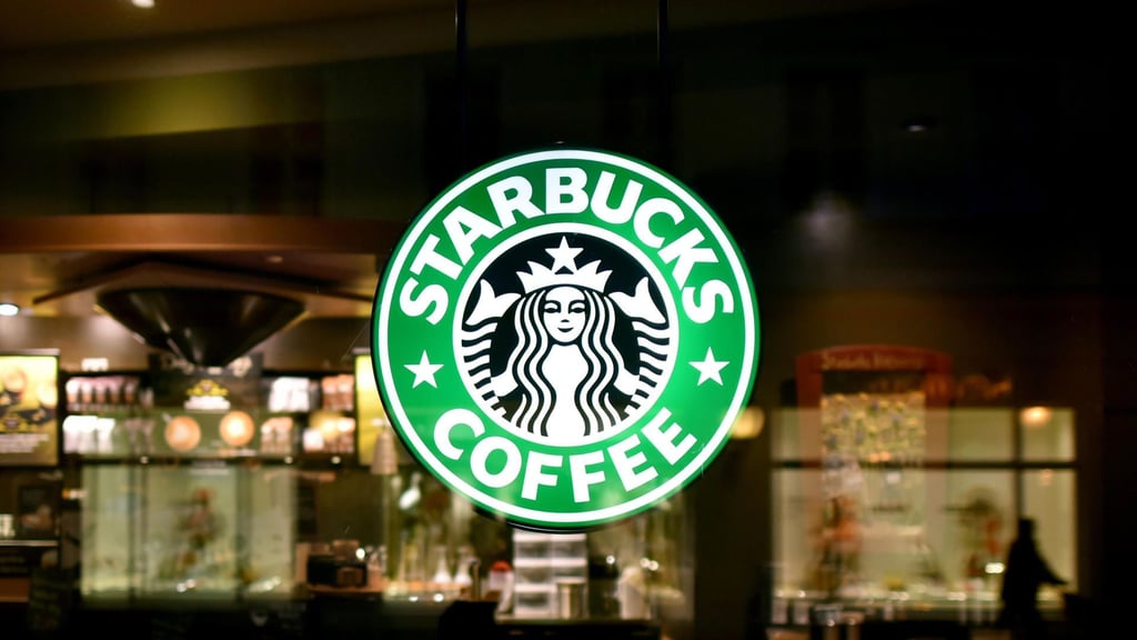 Starbucks eröffnet am 5. November 2025 seine erste Filiale in Magdeburg. Der Umbau der früheren Frankonia-Fläche am Ulrichshaus läuft bereits.