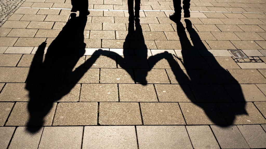 Immer mehr junge Menschen in Thüringen brauchen Erziehungshilfen. Besonders betroffen: Kleinkinder und Kinder im Grundschulalter. (Symbolbild)