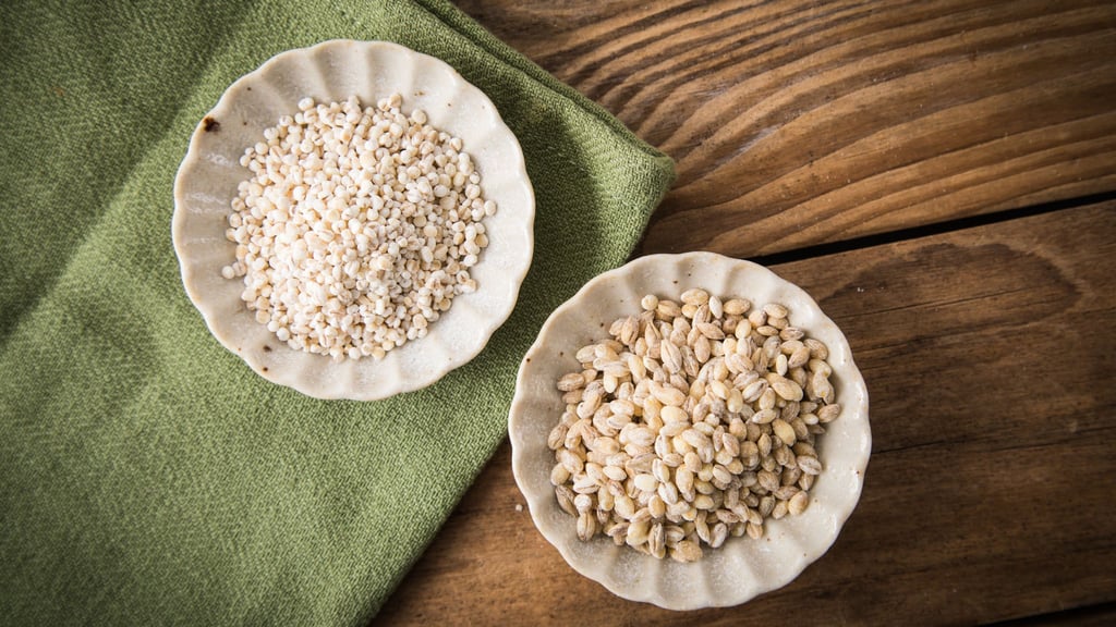 Graupen punkten mit deutlich mehr Ballaststoffen als Reis.