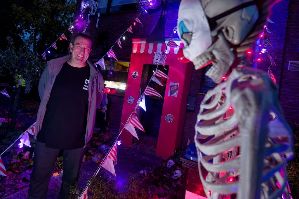 Er hat gut lachen: Dieses Jahr ist das Motto in Sven Wagners Halloween-Haus „Freak Circus“.