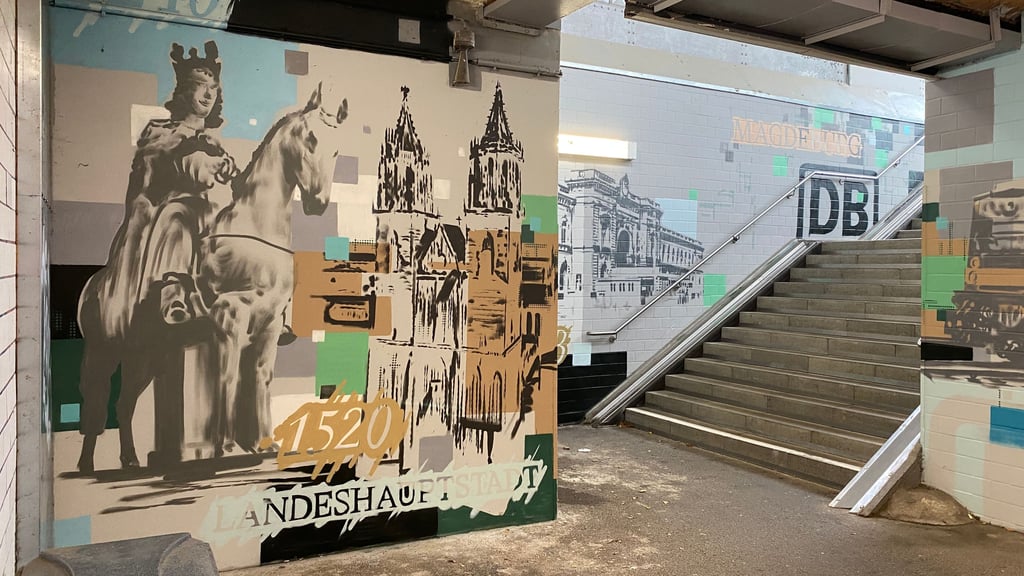 Magdeburger Wahrzeichen zieren nun den S-Bahnhof Südost.